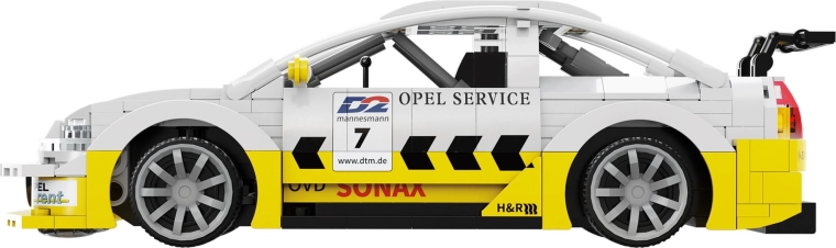 Design de curse realist OPEL Astra V8