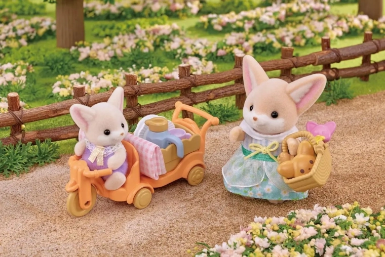 Aventură la picnic pentru două figurine