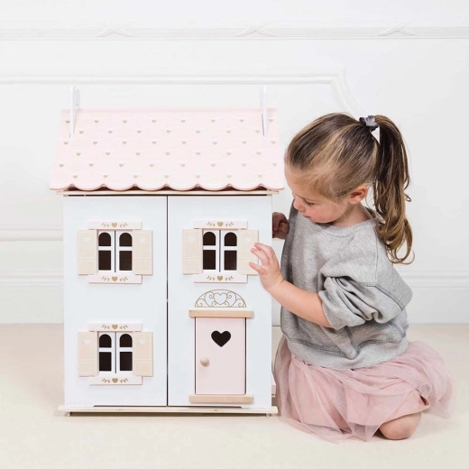 Design pastel din lemn FSC® și vopsele netoxice