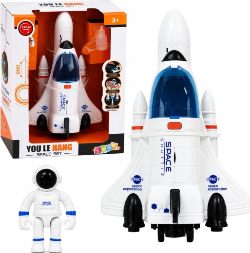 Navetă spațială cu astronaut, lumini, sunete și ceață de apă