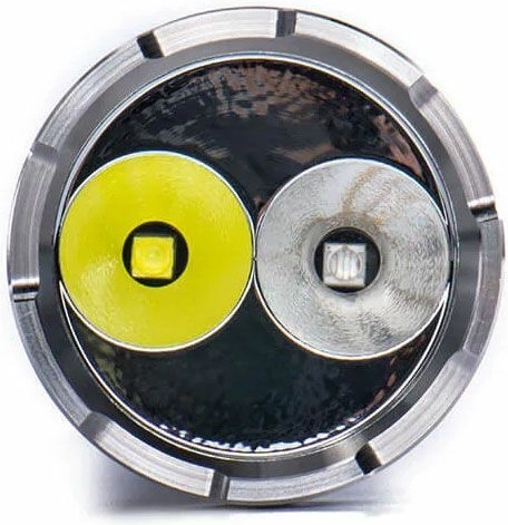 Lumină duală: albă și UV 365 nm într-una