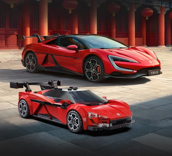 Design aerodinamic și detalii realiste