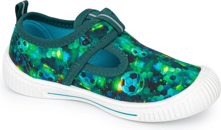 Încălțare ușoară cu arici și protecția vârfului