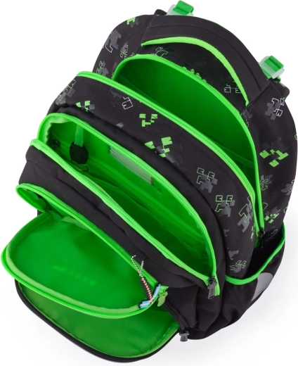 Organizare bine gândită și multe buzunare