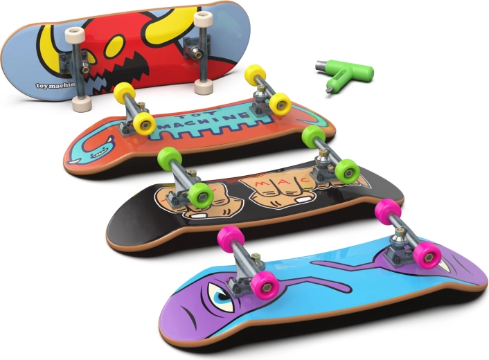 Patru fingerboarduri într-un singur set