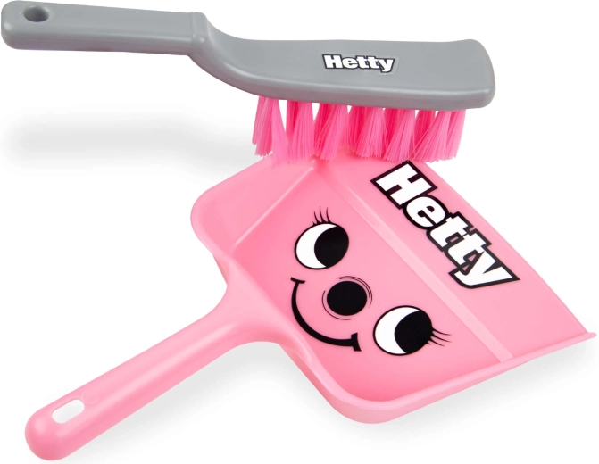 Fărașul Hetty zâmbitor pentru bucuria curățeniei