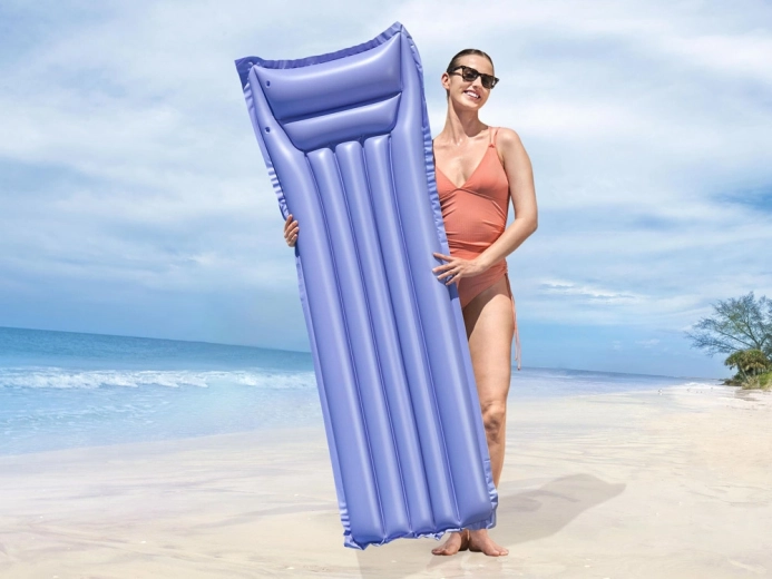 Ușoară, compactă și ideală pentru călătorii