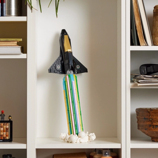 Detalii elabor ate pentru constructorii adulți