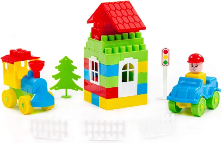 Joacă interactivă cu scene și vehicule