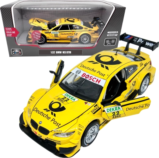 Model metalic BMW M3 DTM 1:32 galben cu lumini și sunete