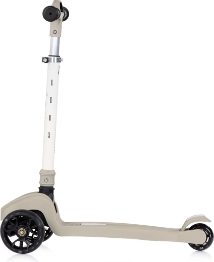 Crește odată cu copilul datorită ghidonului reglabil