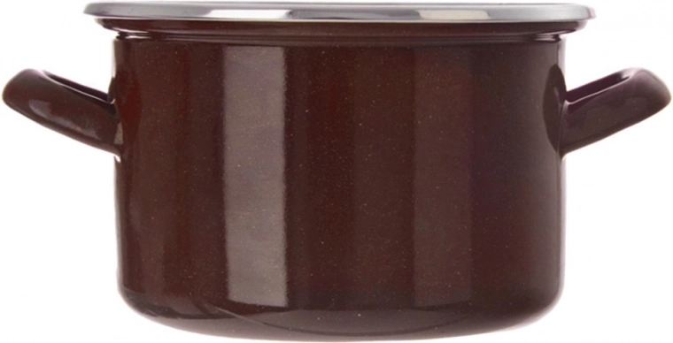 Utilizare versatilă pe toate tipurile de plite și în cuptor