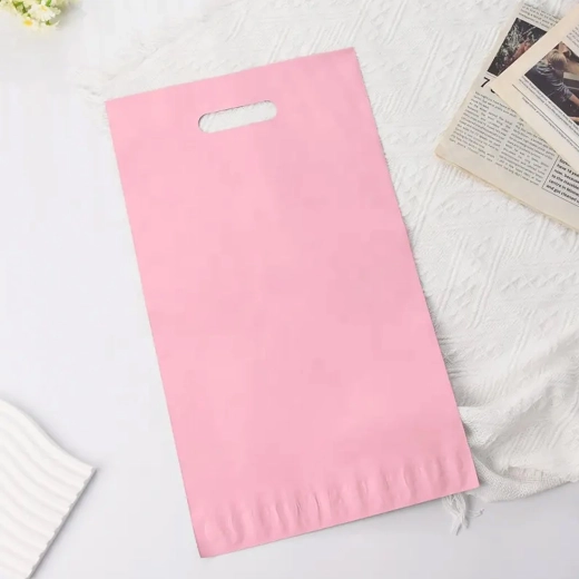 Transport confortabil datorită mânerului integrat