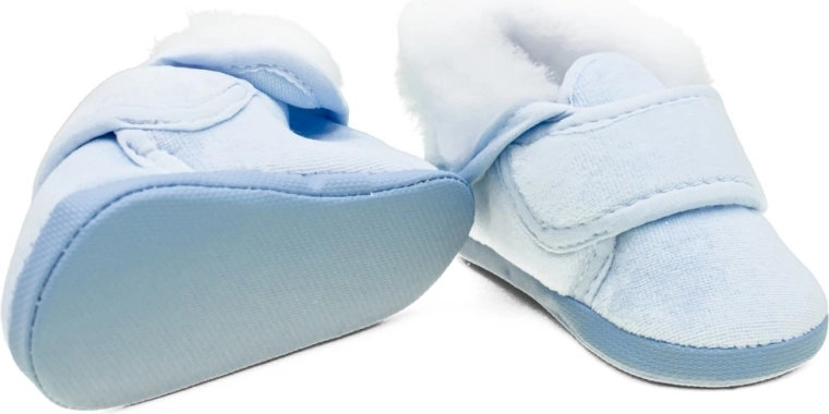 Încălțare ușoară cu scai