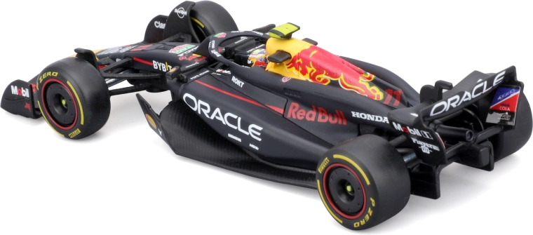 Cu pilotul Sergio Pérez #11