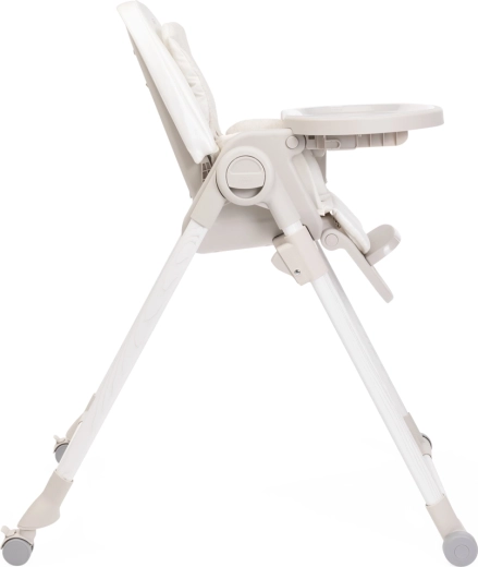 Confort maxim: 9 înălțimi și spătar până la poziția culcat