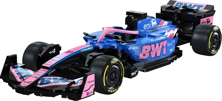 Cockpit detaliat cu sistem Halo