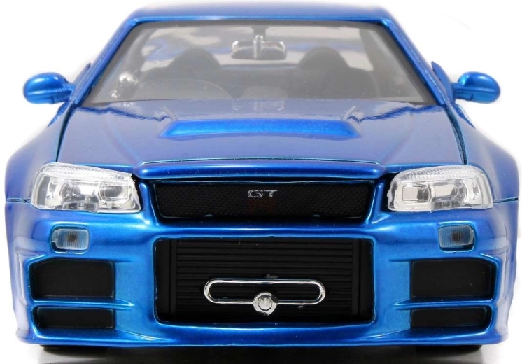 Exterior și interior detaliate