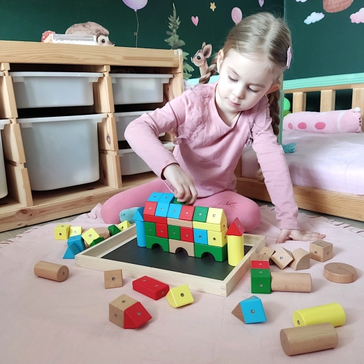 Suport magnetic pentru construcții 2D și 3D stabile