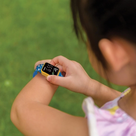 Design jucăuș cu motivul ASTERIX și Idefix