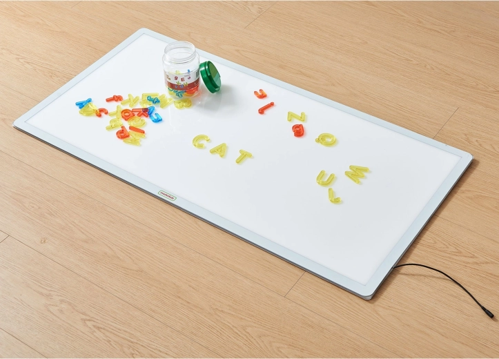 Culori strălucitoare pe panoul luminos