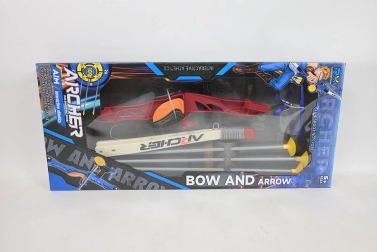 Arc sportiv cu ochelari de protecție profi