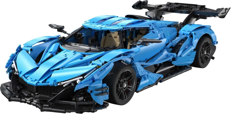 Model mare la scara 1:8