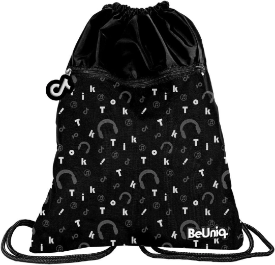 Acces rapid datorită compartimentului principal cu închidere tip șnur