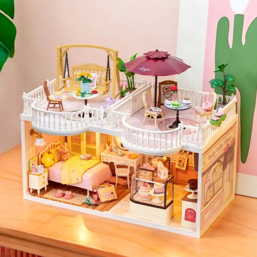 Detalii decorative și atmosferă de noapte