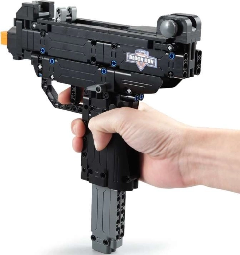 Detalii realiste și elemente funcționale