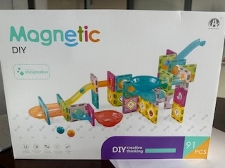 set de construcție magnetică – pistă cu bile cu pâlnie, 91 piese