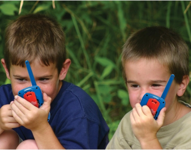 Rază de acțiune până la 200 de metri pentru joacă liberă