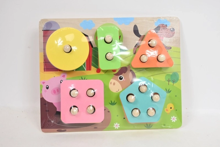 Jucărie din lemn pentru sortarea formelor geometrice SmilyPlay