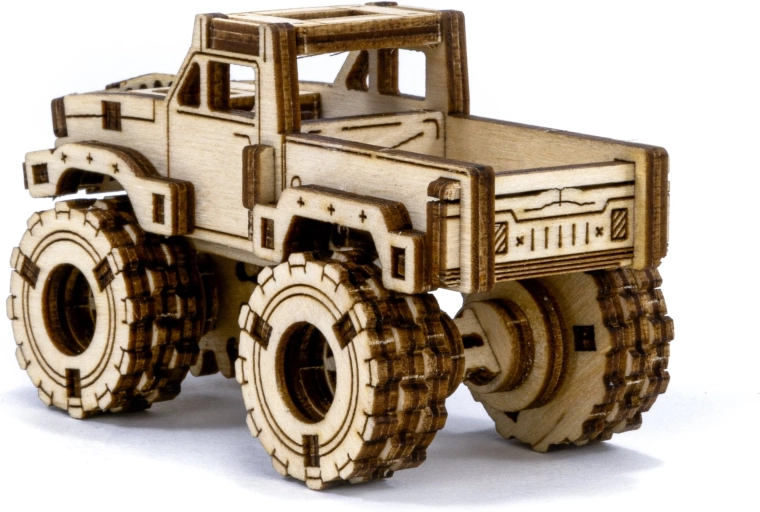 Monster Truck detaliat din lemn