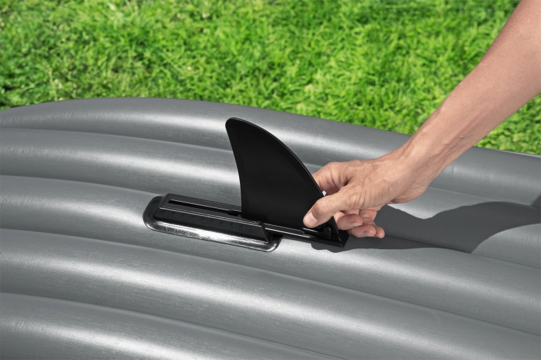 Ghidaj direcțional mai bun datorită aripioarei detașabile