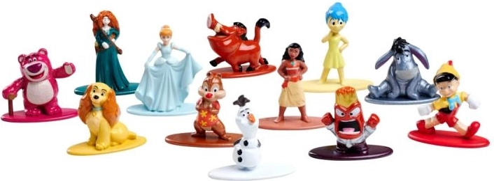 Miniaturi detaliate ale eroilor preferați