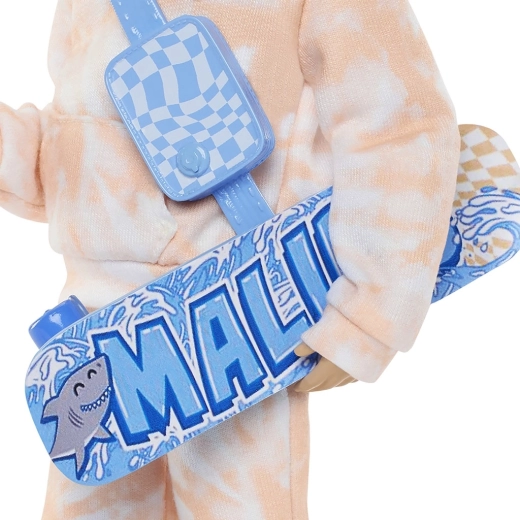 Distracție urbană cu skateboardul