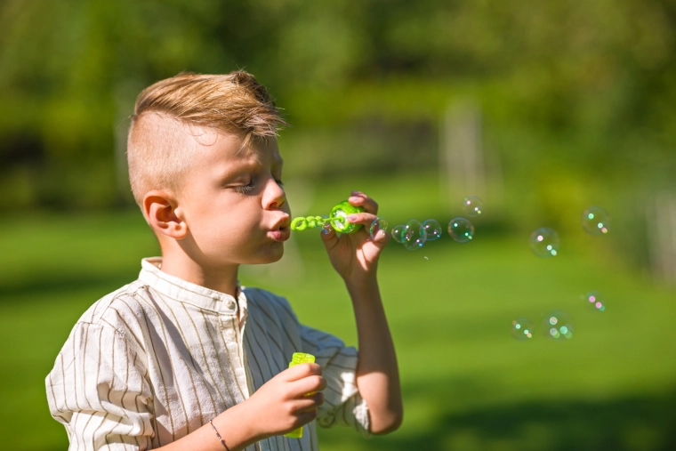 Distracție pentru copii de la 3 ani