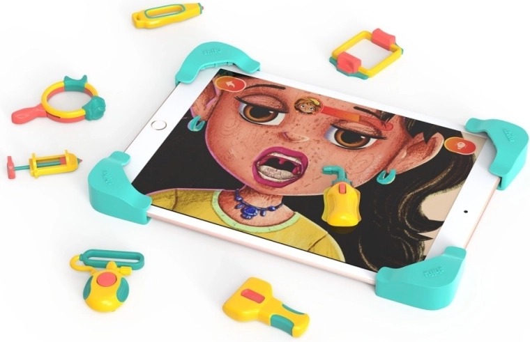 Joc tactil cu instrumente reale