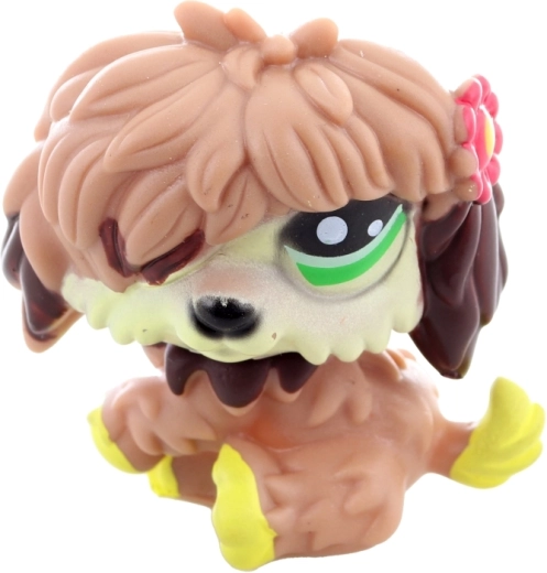 Animăluț adorabil cu culcuș