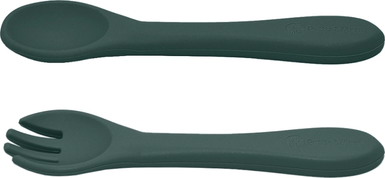 Tacâmuri ergonomice pentru mâini mici