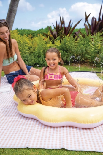 Fântână integrată pentru joacă acvatică răcoritoare