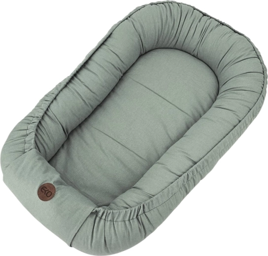 Cuib ECO din bumbac pentru bebeluș, bej închis, 85 × 50 cm – Verde măsliniu
