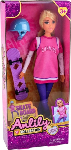 Skateboard și cască în pachet