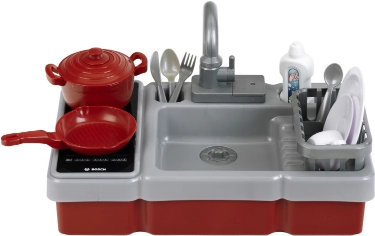 Debit real de apă pentru distracție realistă