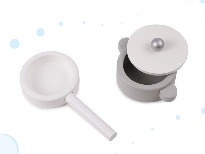 Accesorii bogate din lemn rezistent