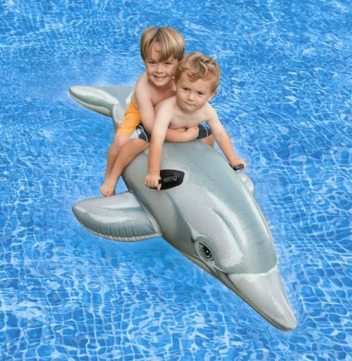 Distracție în piscină pentru copii de la 3 ani