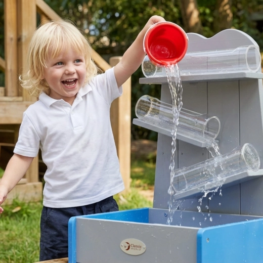 Construcție stabilă din lemn pentru exterior