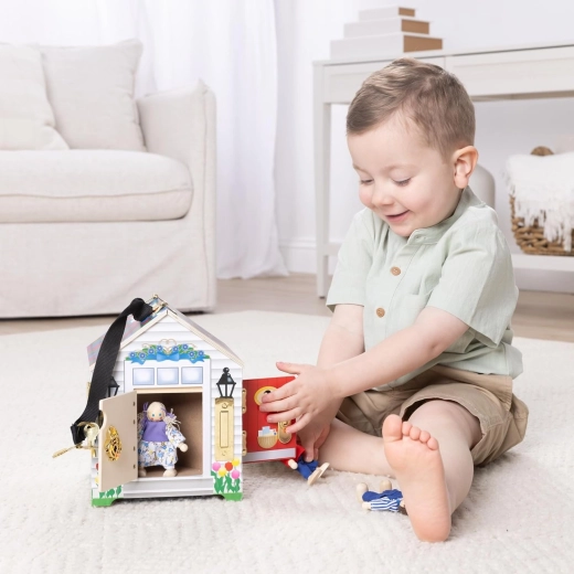 Lemn durabil și transport facil