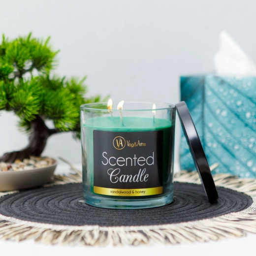 Lumânare parfumată cu aromă de lemn de santal și miere, 350 g